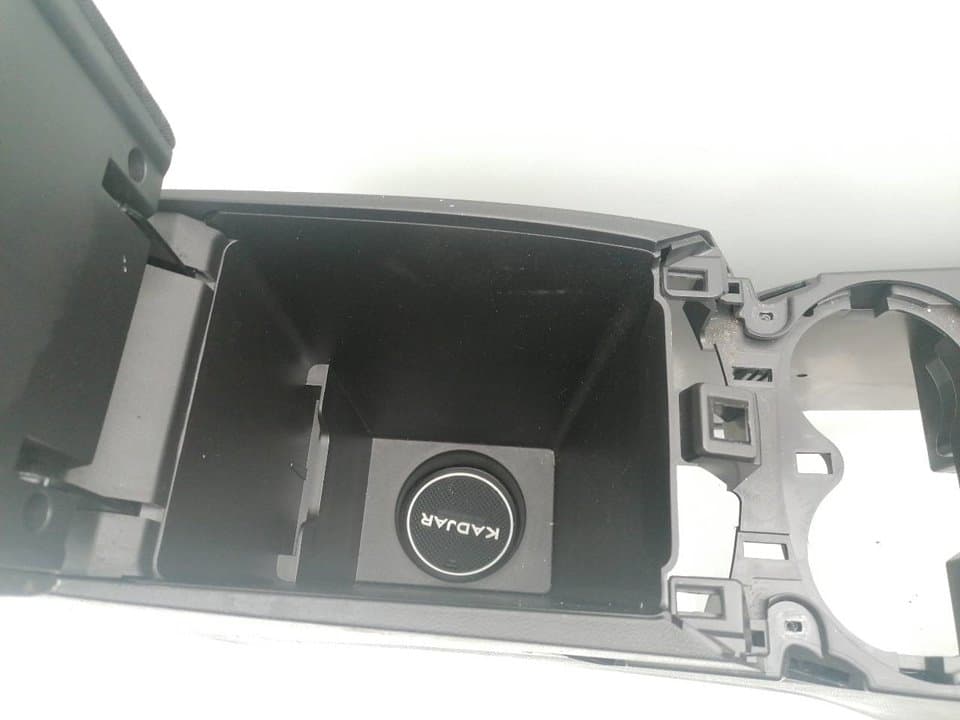 Consola central RENAULT KADJAR 4