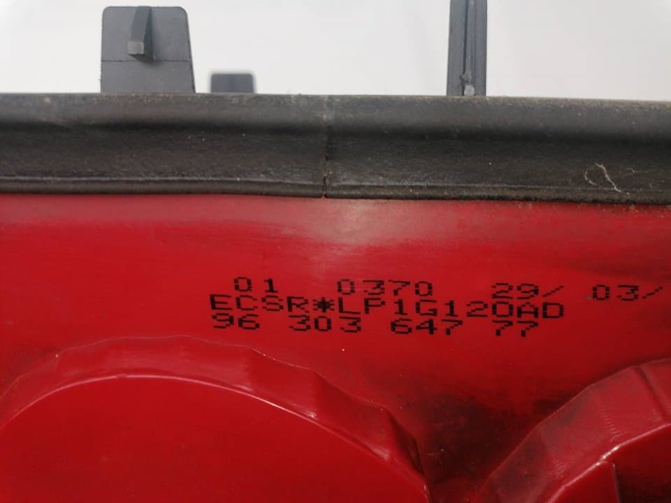 Piloto trasero derecho PEUGEOT 406 BERLINA (S1/S2) 4