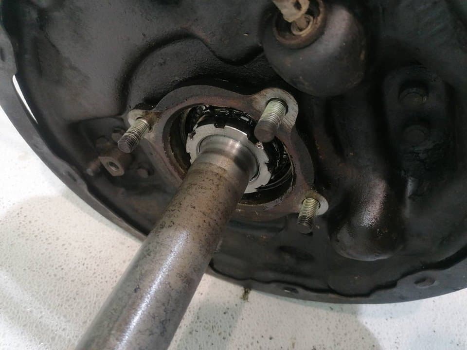 Transmision trasera izquierda NISSAN TERRANO/TERRANO.II (R20) 4