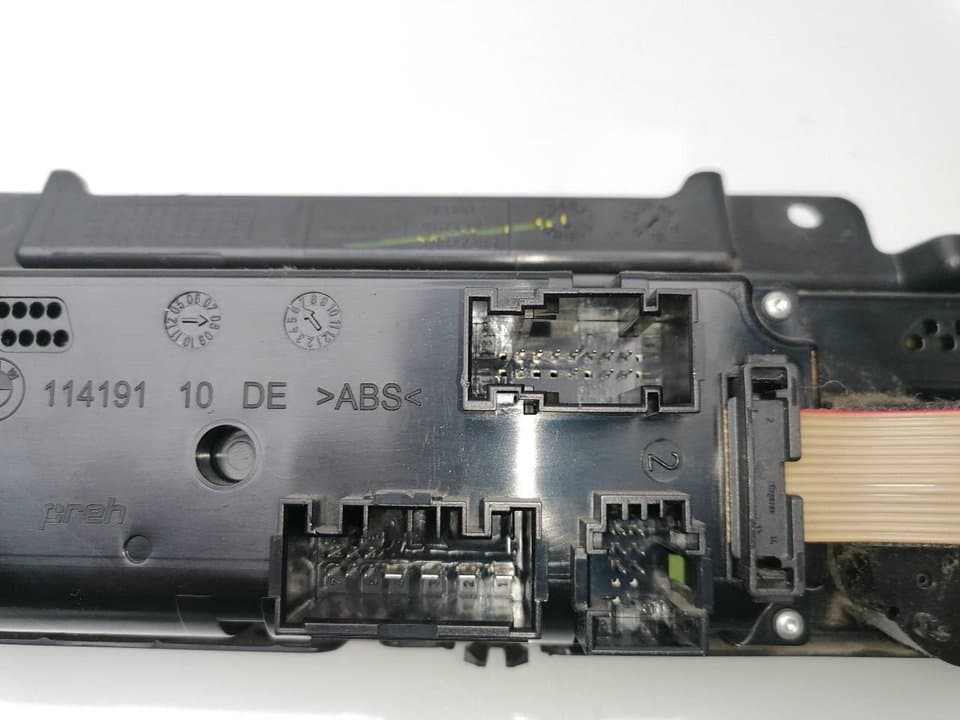 Recambio BMW X5 (E70) ref. 64119310448 5