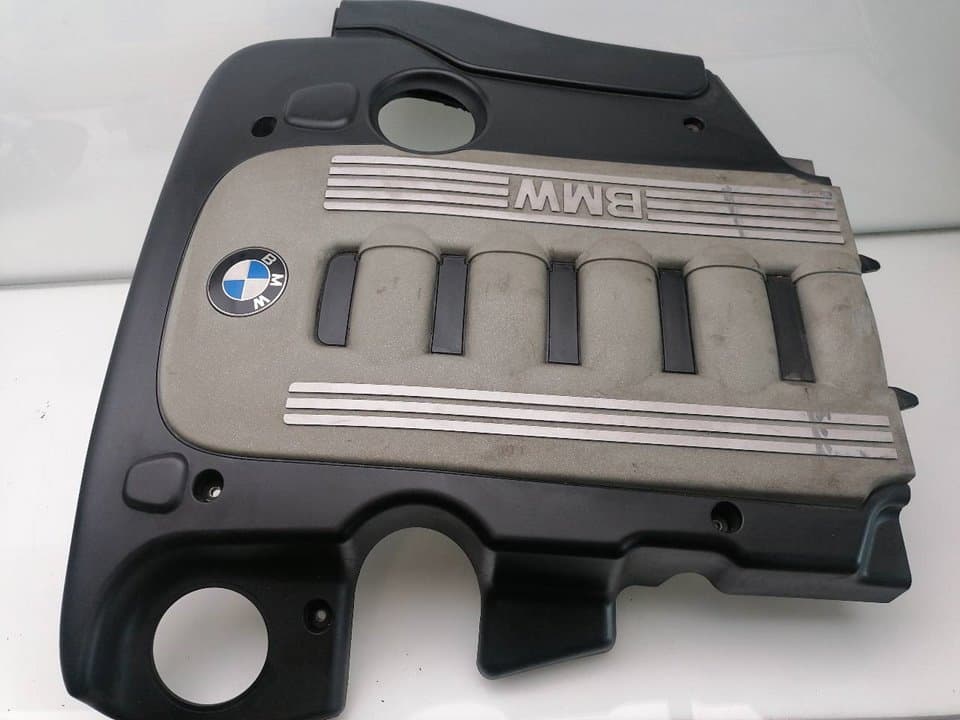 Tapa motor BMW X5 (E70)