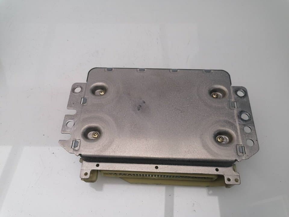 Centralita motor uce TOYOTA AVENSIS 3