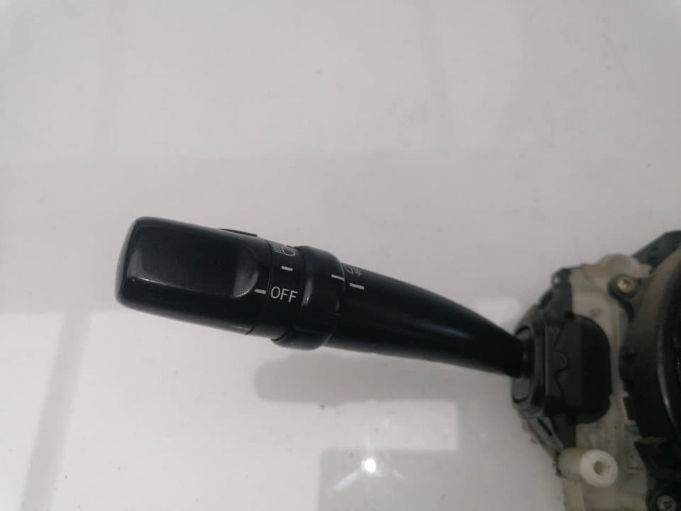 Mando multifuncion TOYOTA AVENSIS 5