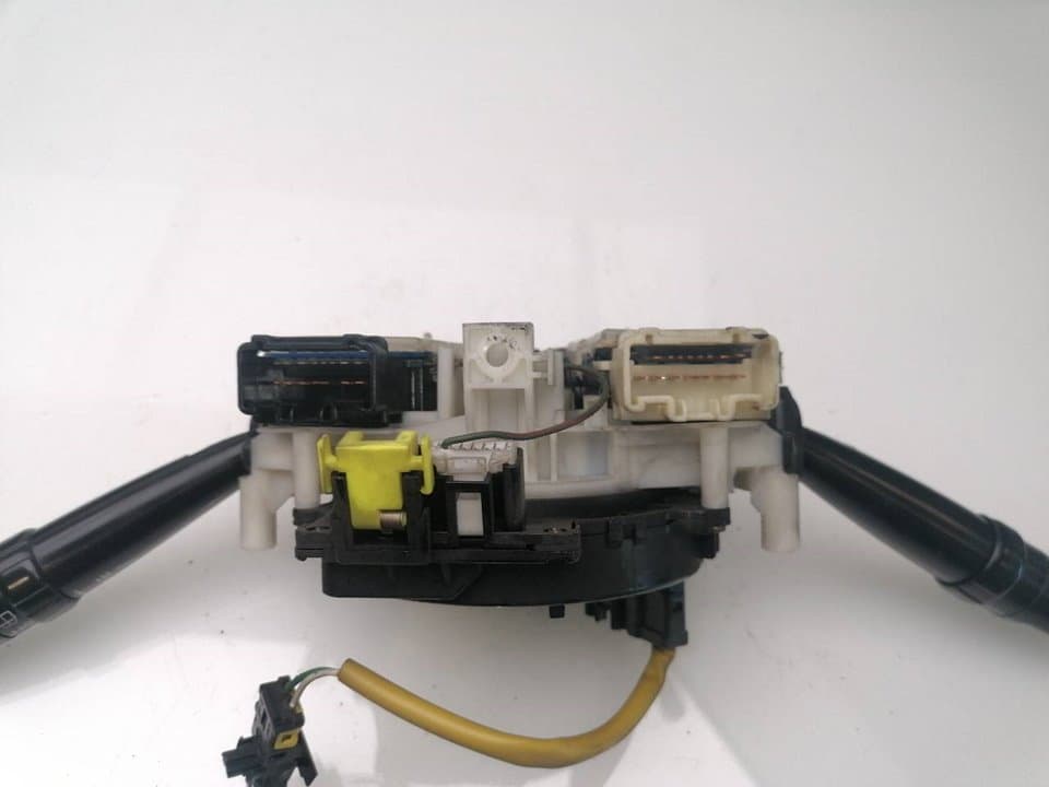 Mando multifuncion TOYOTA AVENSIS 2