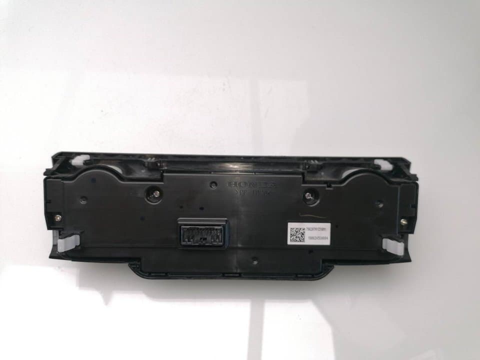 Recambio HONDA CR-V ref. 79620TNYG510M1 4