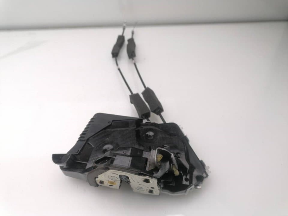 Cerradura puerta delantera derecha HONDA CR-V 3