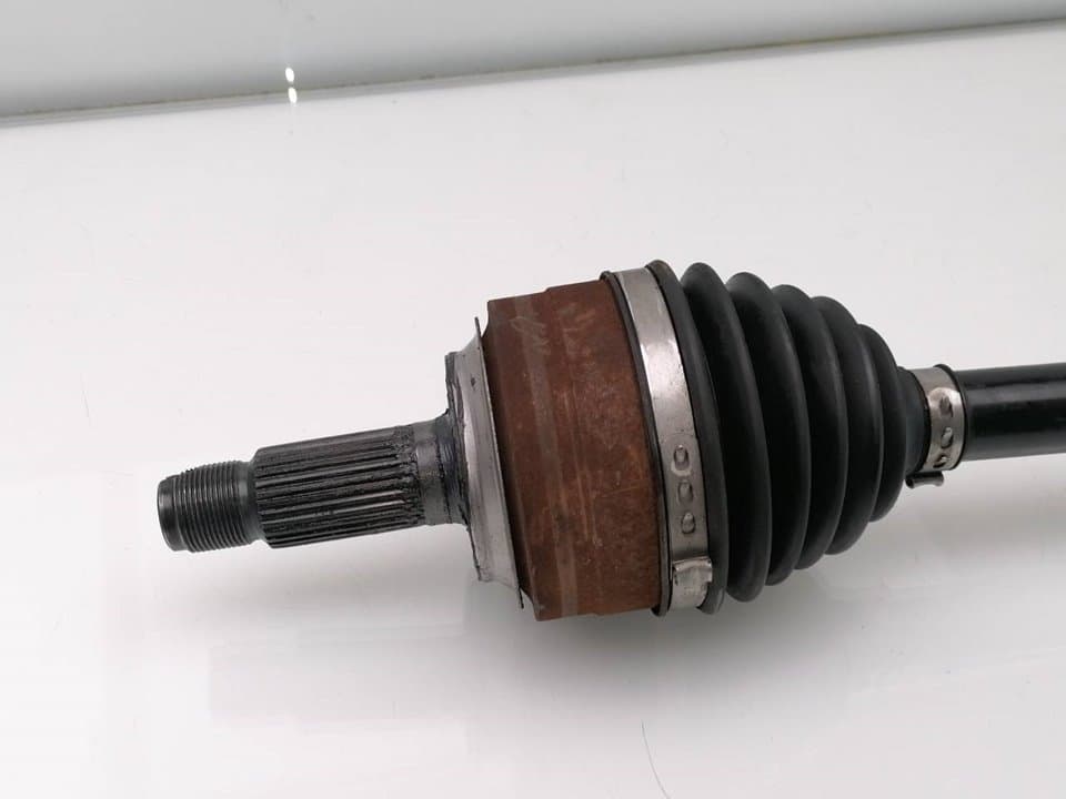 Transmision delantera izquierda HONDA CR-V 3