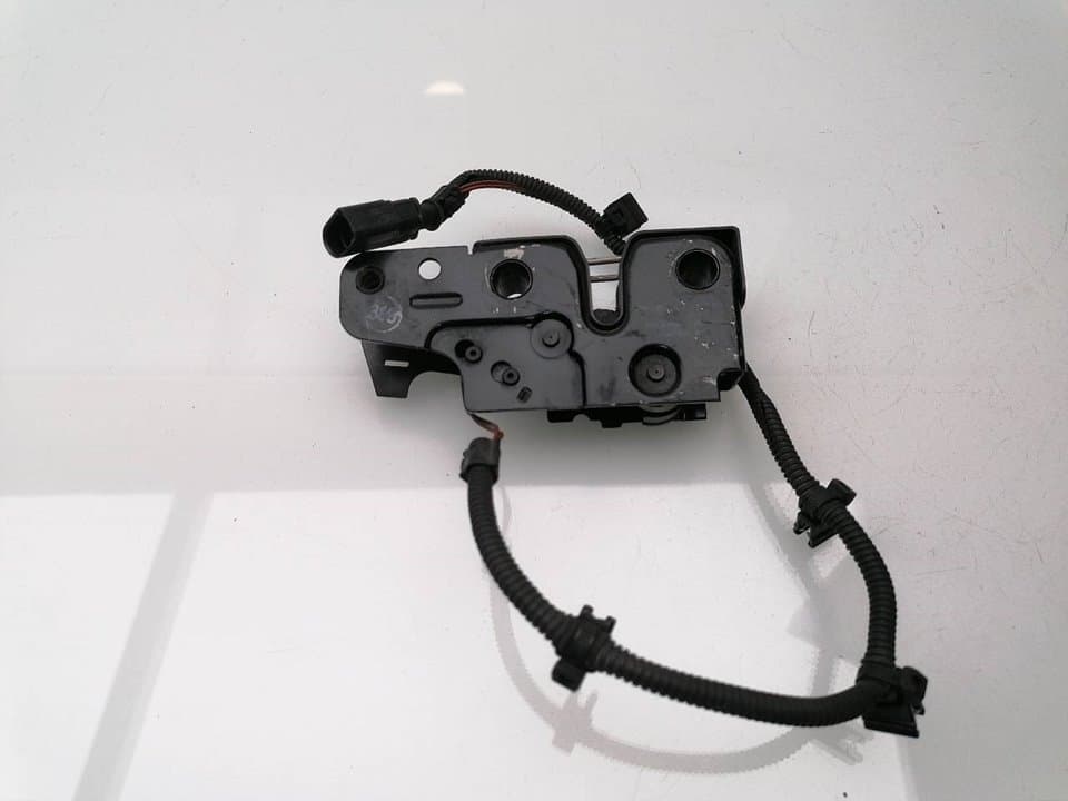 Cerradura capot SEAT LEON (1P1)