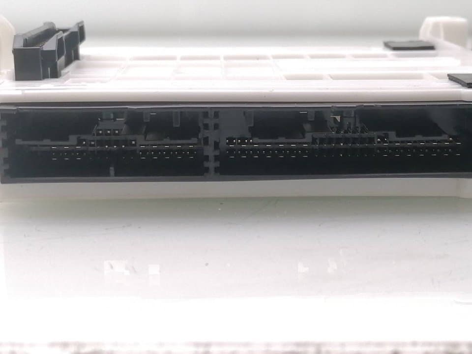 Caja reles / fusibles SUZUKI IGNIS (/MF) 5