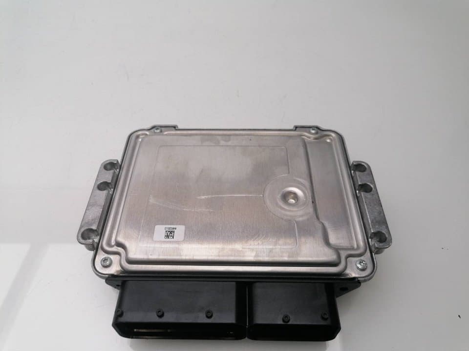 Centralita motor uce SUZUKI IGNIS (/MF) 3