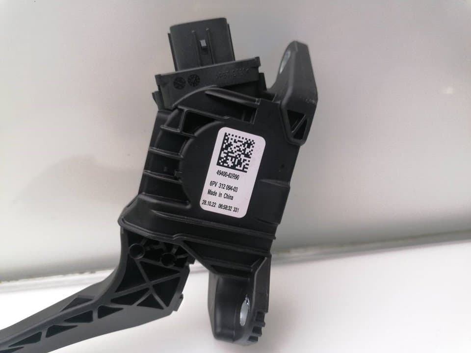 Pedal acelerador SUZUKI IGNIS (/MF) 3