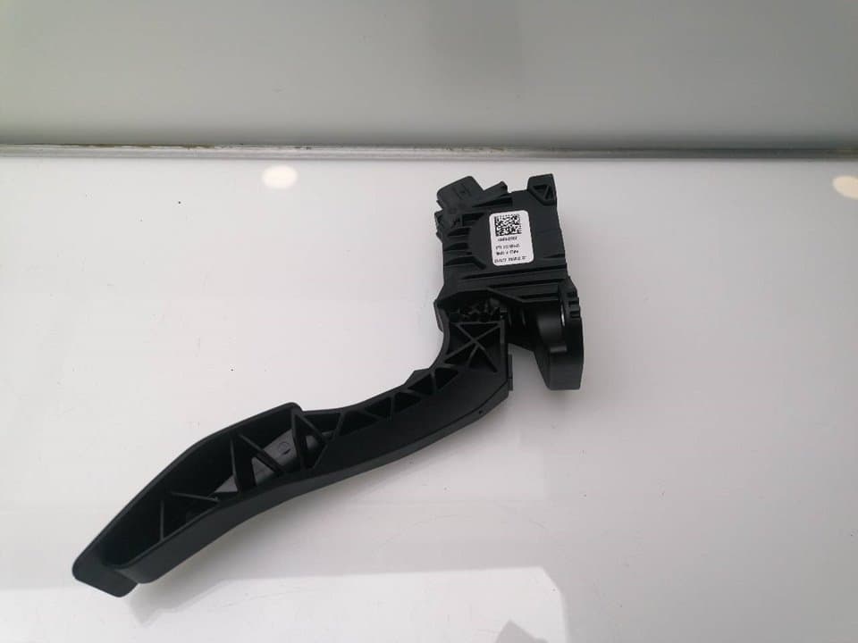 Pedal acelerador SUZUKI IGNIS (/MF) 2