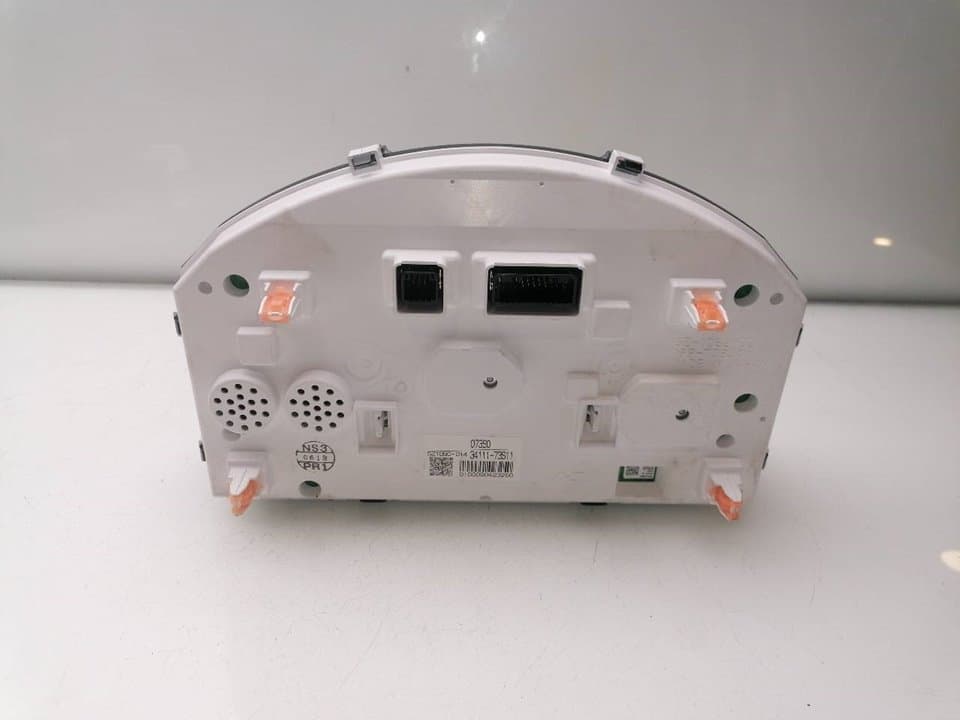 Cuadro instrumentos SUZUKI IGNIS (/MF) 4