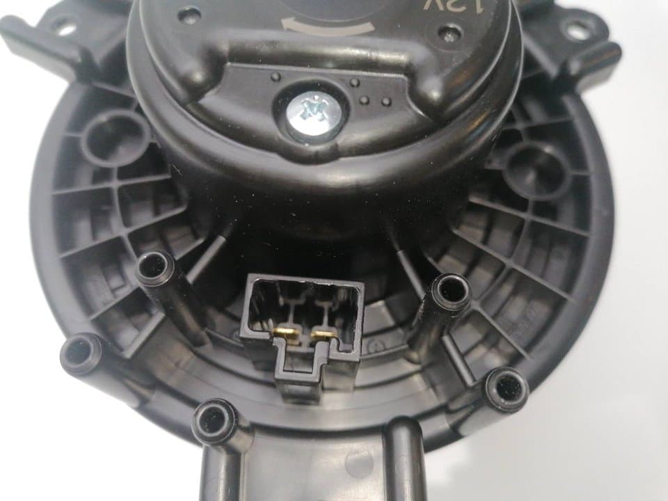 Motor calefaccion SUZUKI IGNIS (/MF) 2