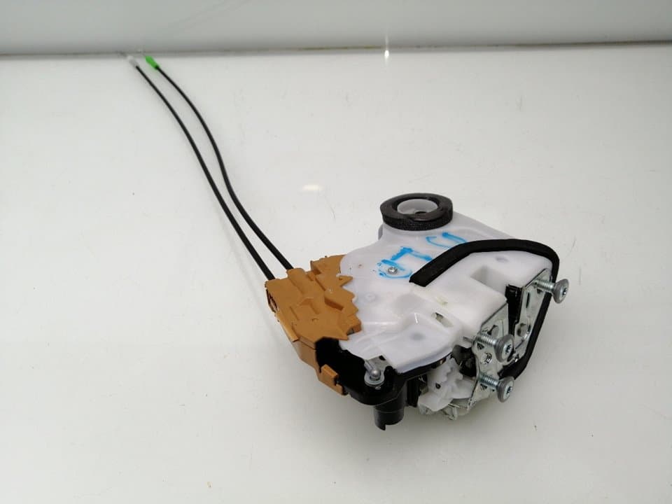 Cerradura puerta delantera derecha SUZUKI IGNIS (/MF)