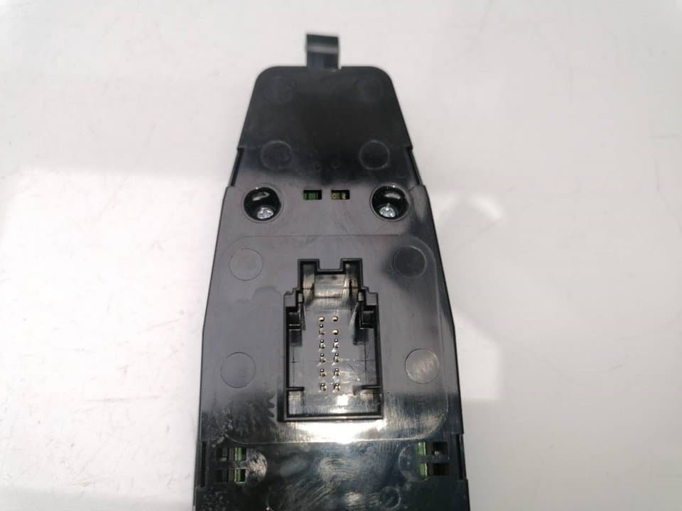 Mando elevalunas delantero izquierdo BMW SERIE 3 TOURING (E46) 3