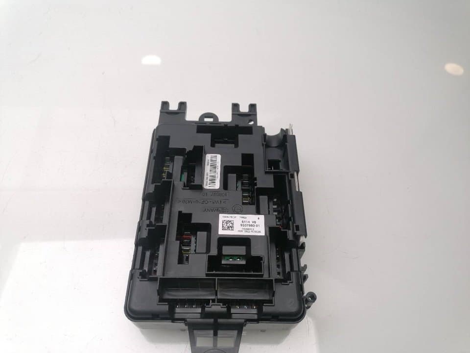 Caja reles / fusibles BMW SERIE 3 TOURING (E46) 2