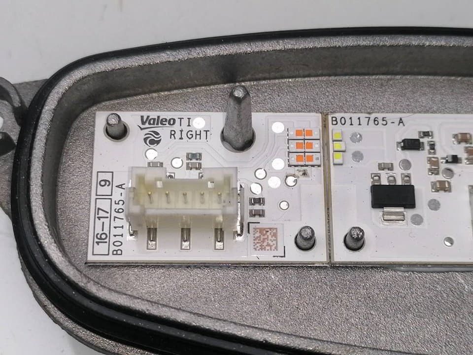 Centralita faros xenon AUDI Q2 (GAB) 4