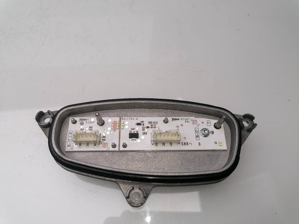Centralita faros xenon AUDI Q2 (GAB) 3