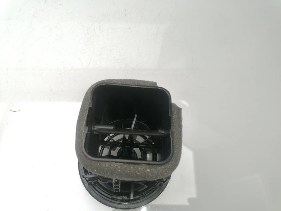 Recambio AUDI Q2 (GAB) ref. 81A820901 3