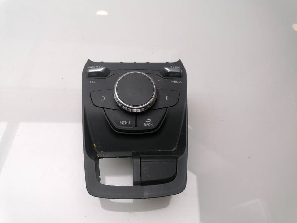 Mando multifuncion AUDI Q2 (GAB)