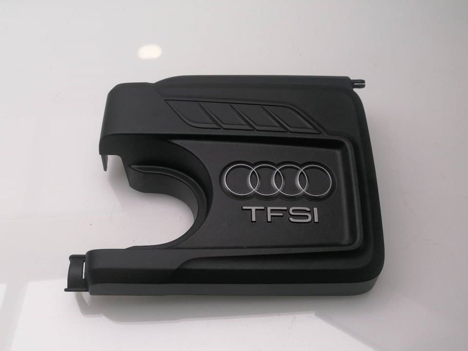 Tapa motor AUDI Q2 (GAB)