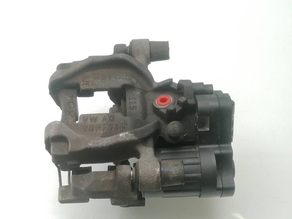 Recambio AUDI Q2 (GAB) ref. 5Q0615405