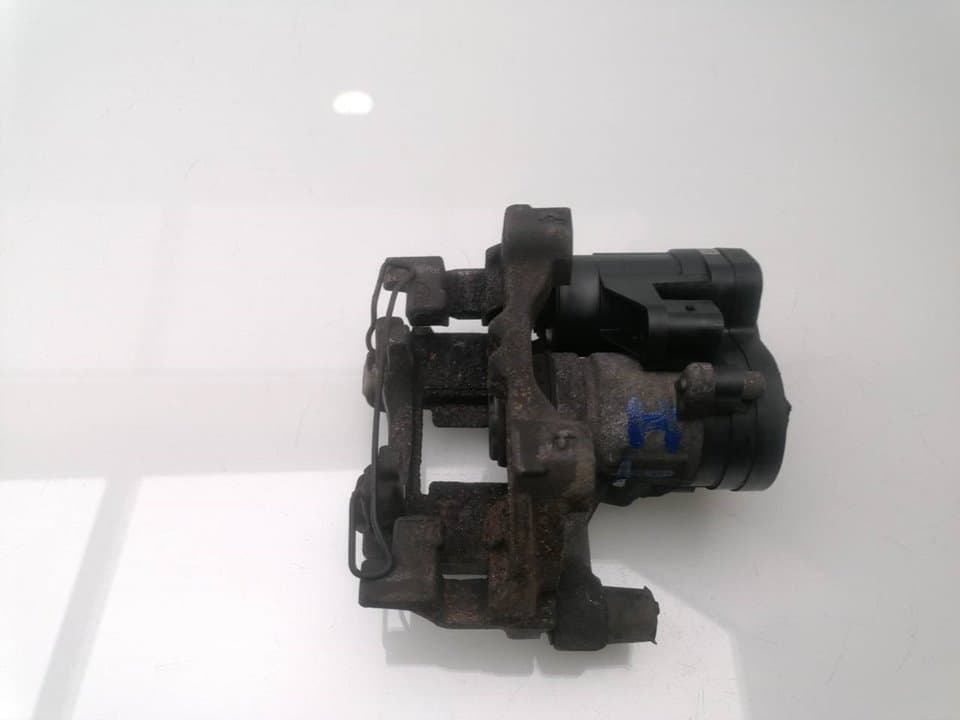 Recambio AUDI Q2 (GAB) ref. 5Q0615405 2