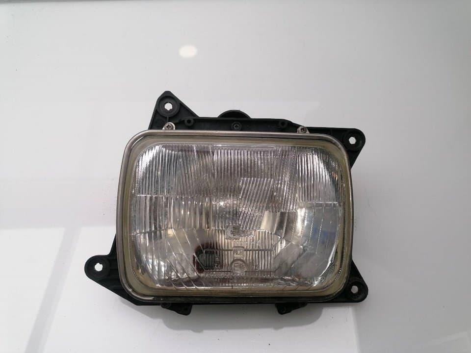Faro izquierdo NISSAN PATROL (K/W260)
