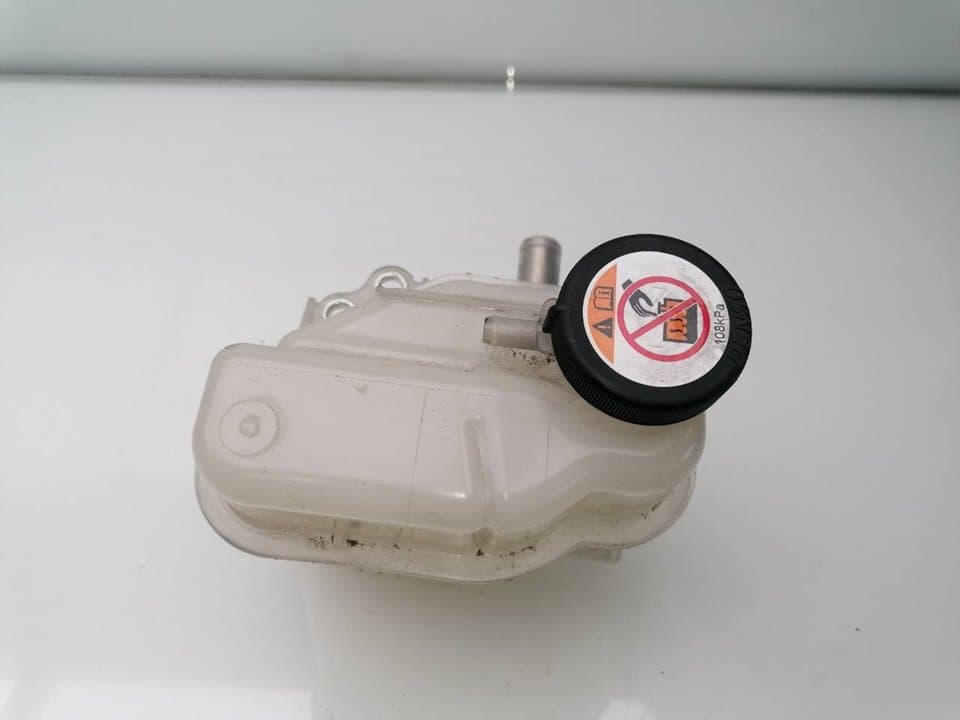 Deposito expansion TOYOTA YARIS (NCP1/NLP1/SCP1) 2