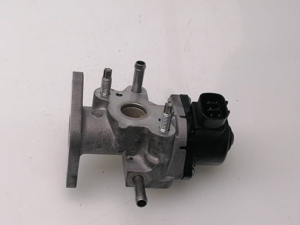 Valvula egr TOYOTA YARIS (NCP1/NLP1/SCP1)