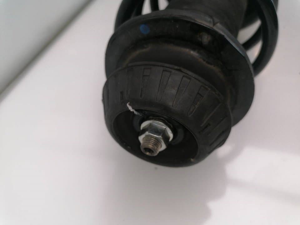 Amortiguador delantero izquierdo TOYOTA YARIS (NCP1/NLP1/SCP1) 3