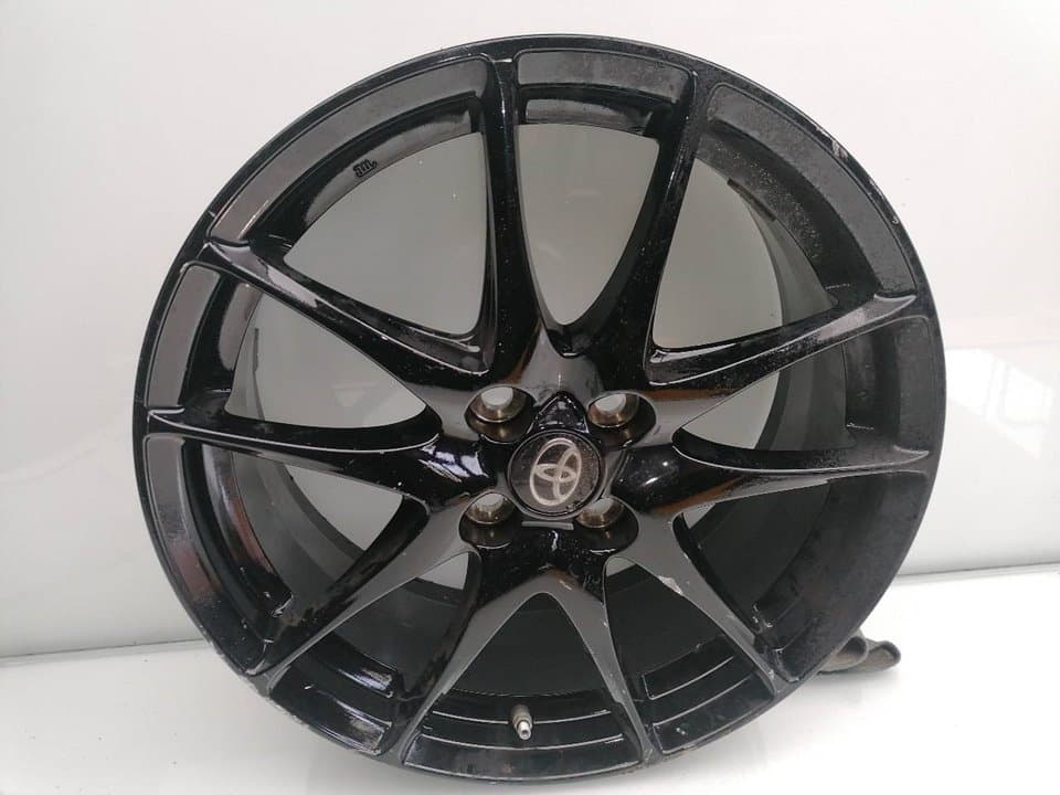 Llanta TOYOTA YARIS (NCP1/NLP1/SCP1)
