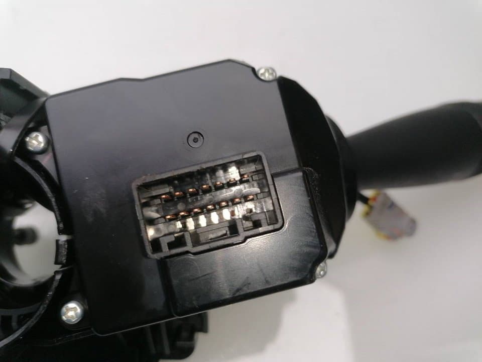 Mando multifuncion HYUNDAI I10 2