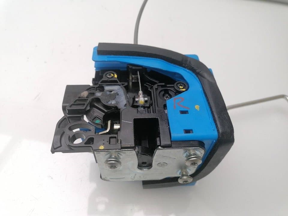 Cerradura puerta delantera derecha HYUNDAI I10 2