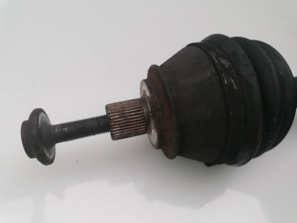 Transmision delantera izquierda AUDI A8 (4E2) 2