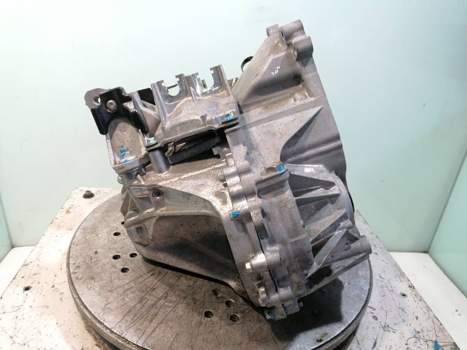 Caja cambios MAZDA 3 LIM 3