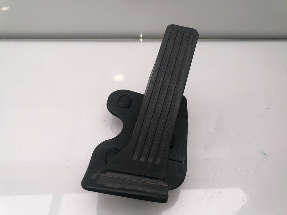 Pedal acelerador MAZDA 3 LIM