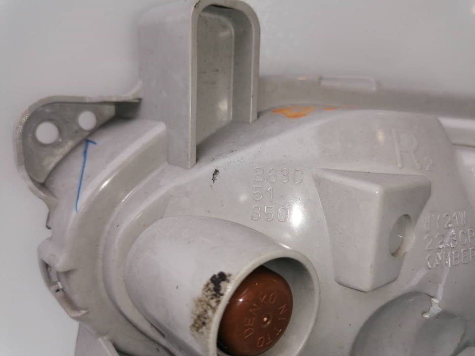 Recambio MAZDA 3 LIM ref. B63C51350 3