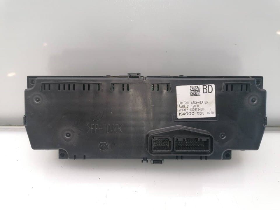 Mando climatizador MAZDA 3 LIM 2