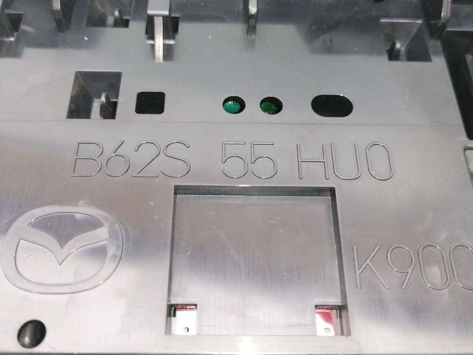 Pantalla multifuncion MAZDA 3 LIM 3