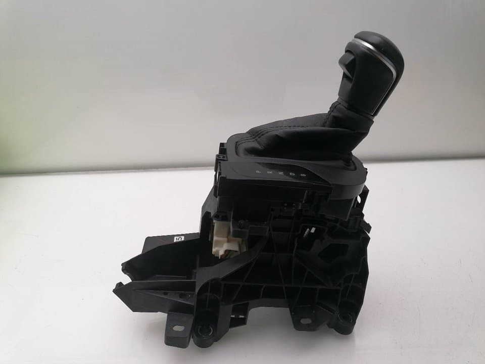 Palanca cambio TOYOTA YARIS (NCP1/NLP1/SCP1) 5
