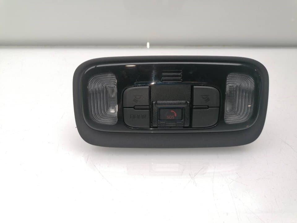 Luz interior TOYOTA YARIS (NCP1/NLP1/SCP1)