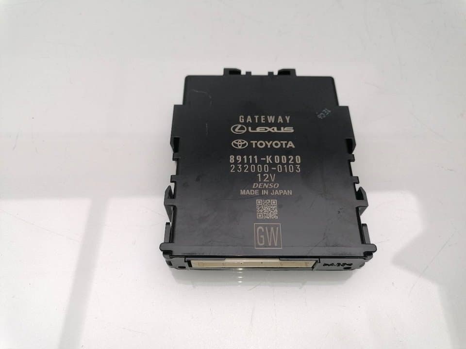Modulo electronico TOYOTA YARIS (NCP1/NLP1/SCP1)