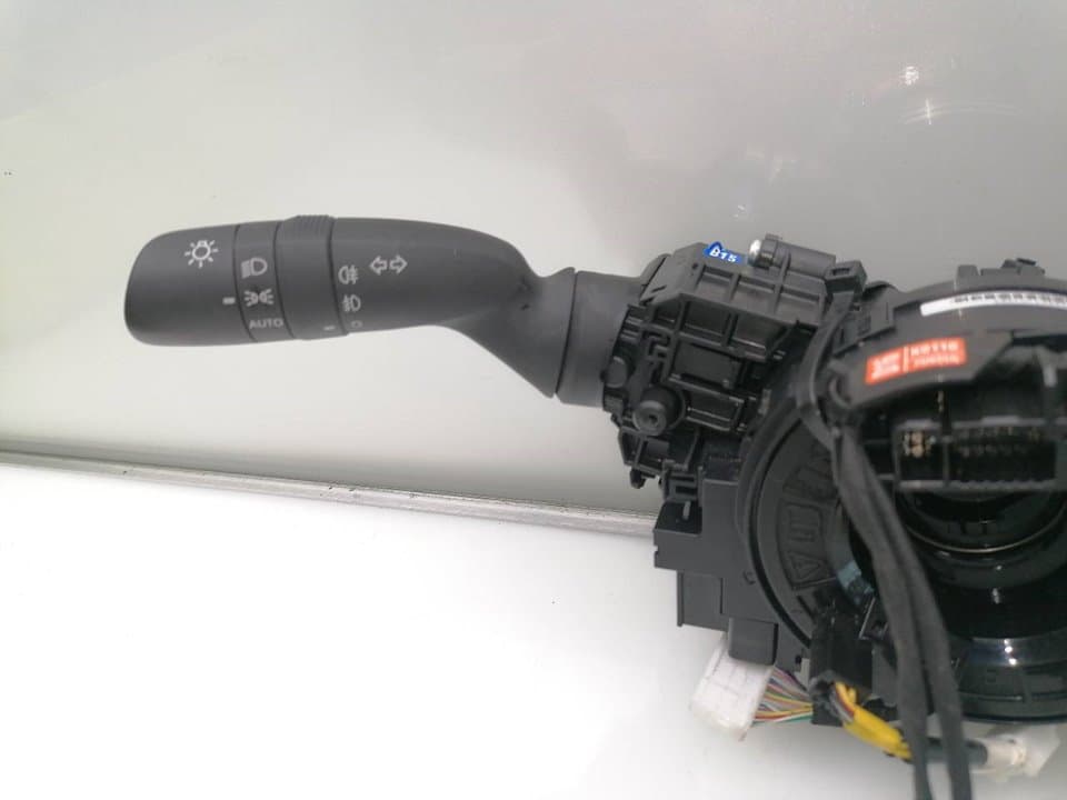 Mando multifuncion TOYOTA YARIS (NCP1/NLP1/SCP1) 3