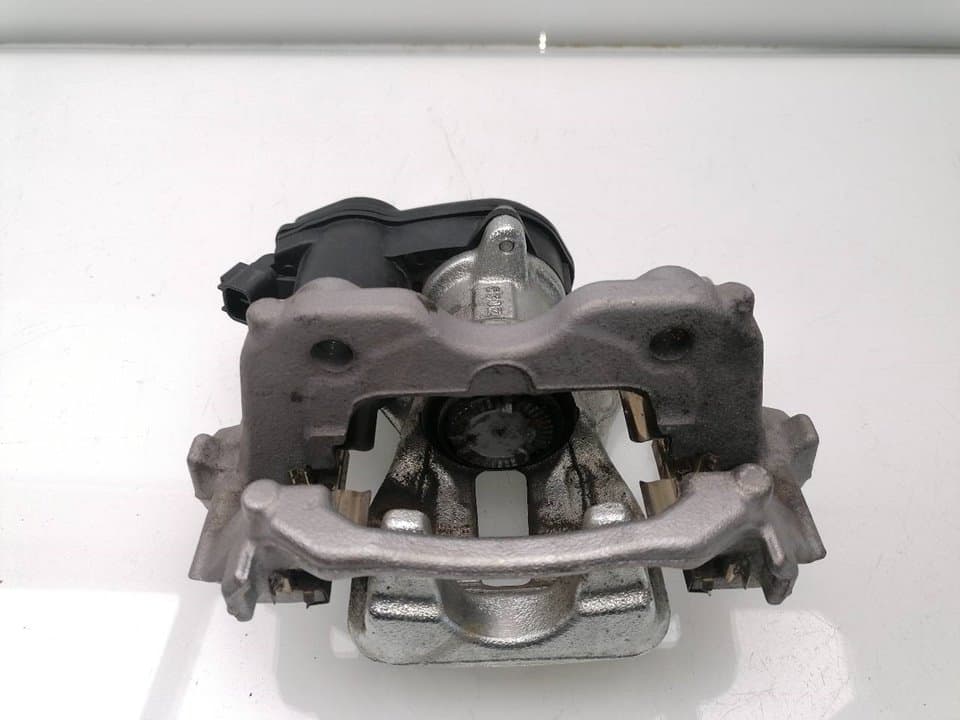 Recambio TOYOTA YARIS (NCP1/NLP1/SCP1) ref. 463100D010 4