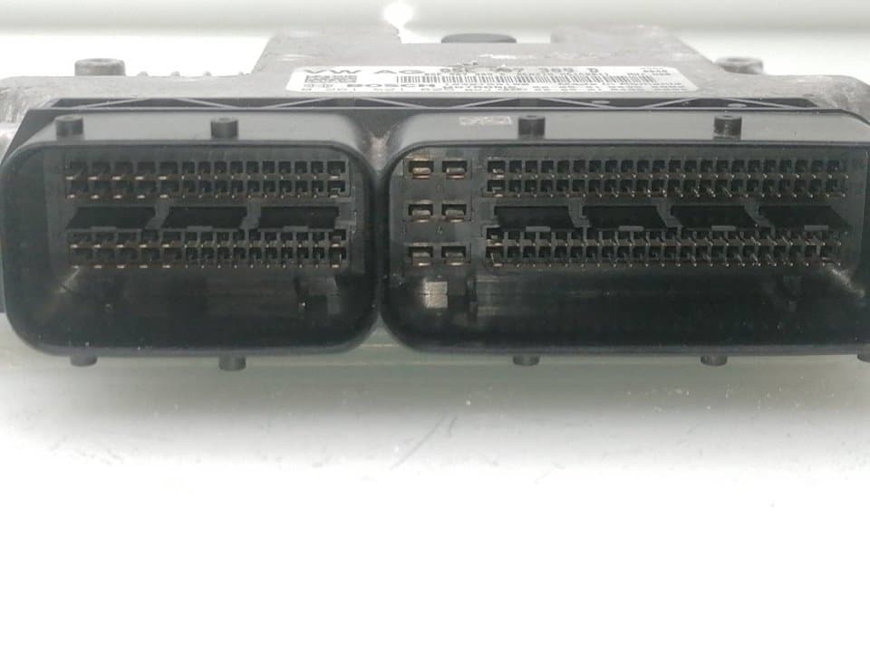 Centralita motor uce SEAT LEON ST (5F8) 2