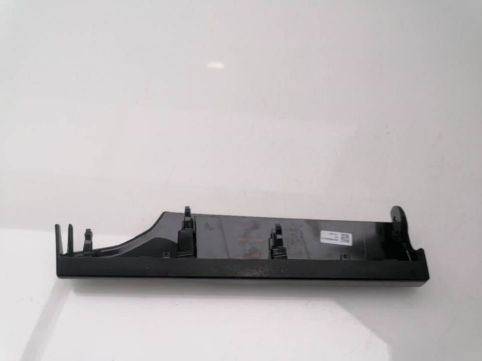 Plastico SEAT LEON ST (5F8) 2
