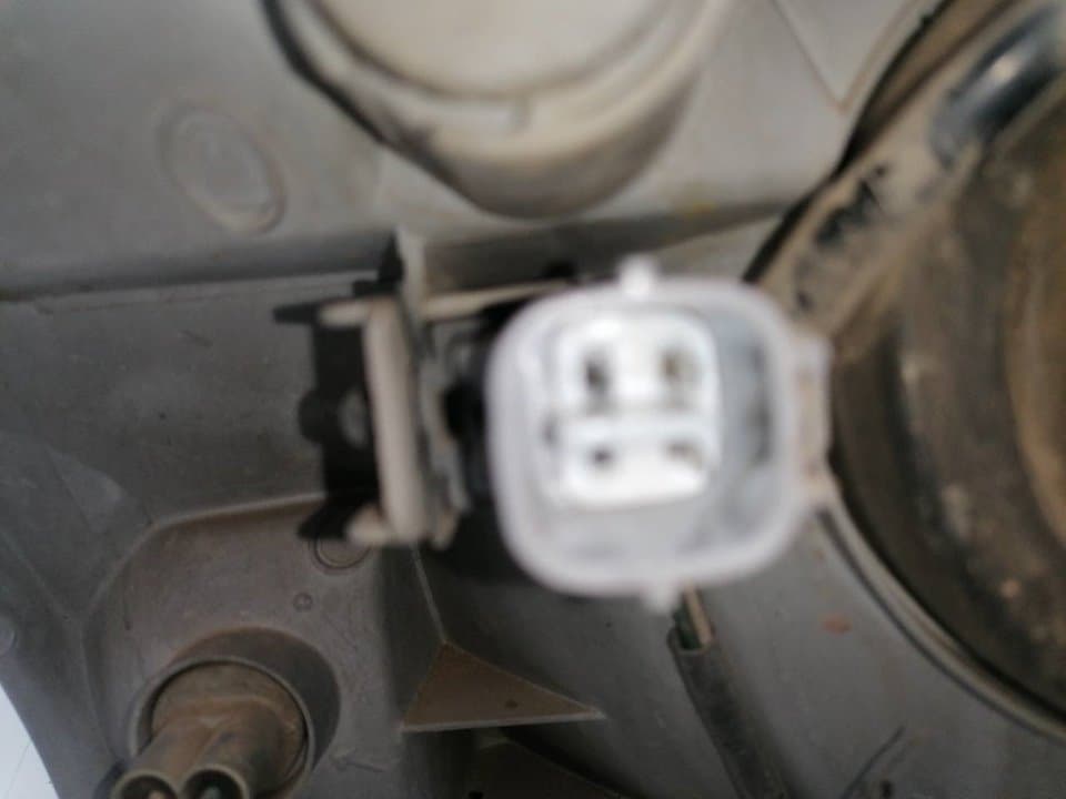 Faro izquierdo TOYOTA LAND CRUISER PRADO (_J12_) 4