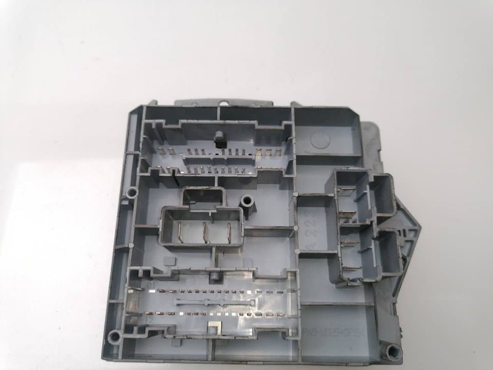 Caja reles / fusibles ALFA ROMEO 147 (190) 3